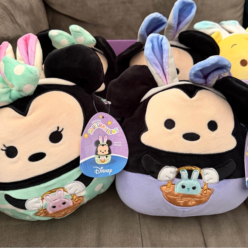 Disney Squishmellows! NWT 10.00 each
Great additions to Easter Baskets!! 8”.